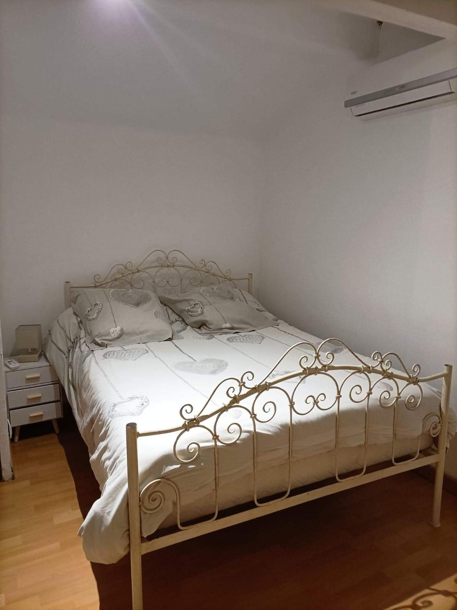 Apartament Le 7 Servian Zewnętrze zdjęcie
